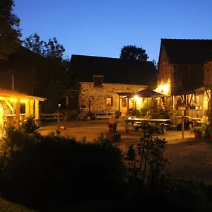 Farm stay Hof Mellon, Plouguernevel
