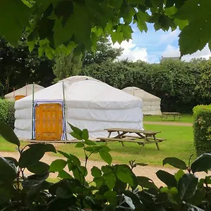 Campsite Kerlaudy Et Yourtes, Plouenan