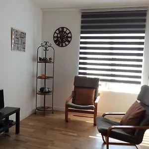 Apartment Number 7, Gouarec